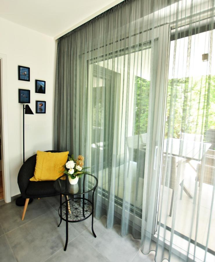 Olive Apartman Alsóörs Exteriör bild
